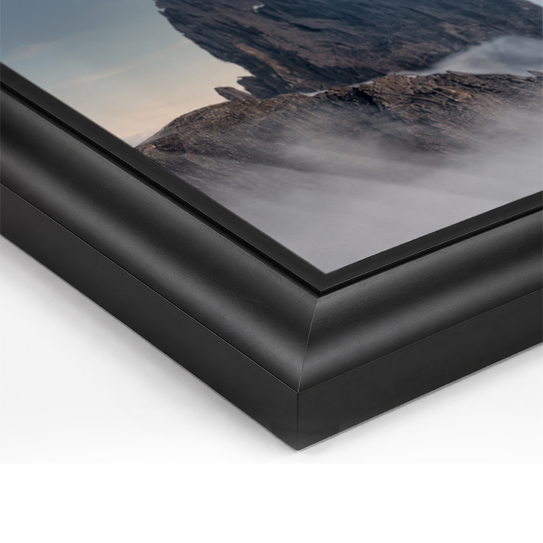 Black Curved