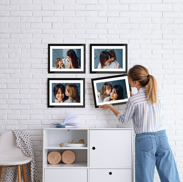 Easy Tips for Hanging Your Custom Framed Prints